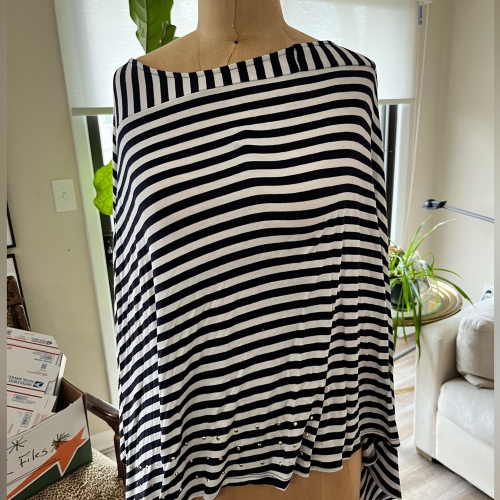 Striped poncho with embellishment on bottom.  Navy/white.  S/M Soft Surroundings